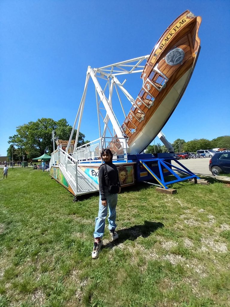 1749383_067770.jpg