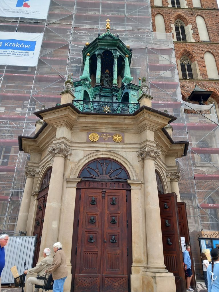St. Mary's Basilica (2).jpg