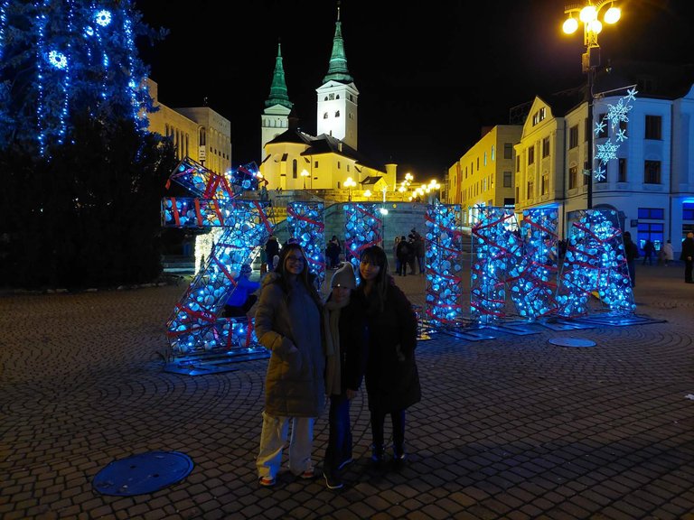 IMG-d647b8f524c2c4d4bcec01f466d79f17-V.jpg