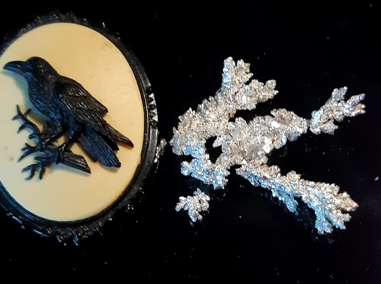 CrystalSilver1280x954.jpg
