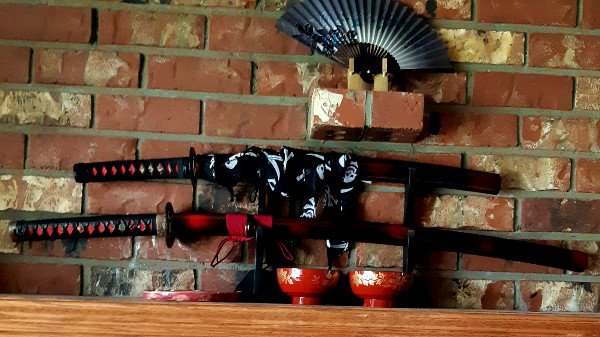 MyKatanaset600x337.jpg