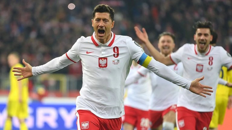 robert-lewandowski-polonia.jpg