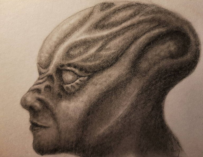 alien drawing.JPG