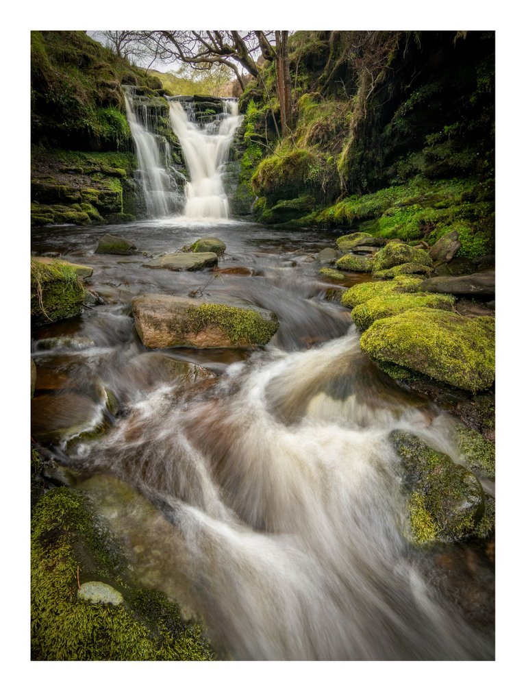 05Clough on Kinder - © Kieran Metcalfe Bdr.jpg