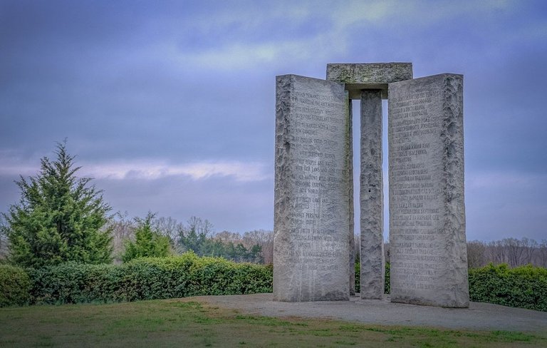 Georgia_Guidestones_2014-03-18_01.jpeg