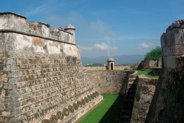 Lugares-turisticos-de-Cuba-Santiago.jpg