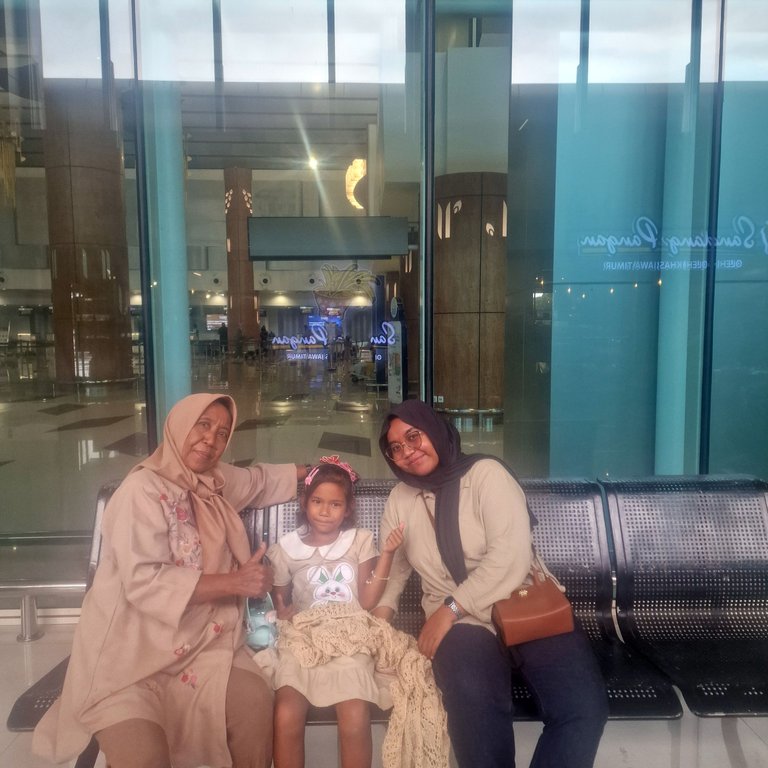 Jana_&_tika_juanda.jpg
