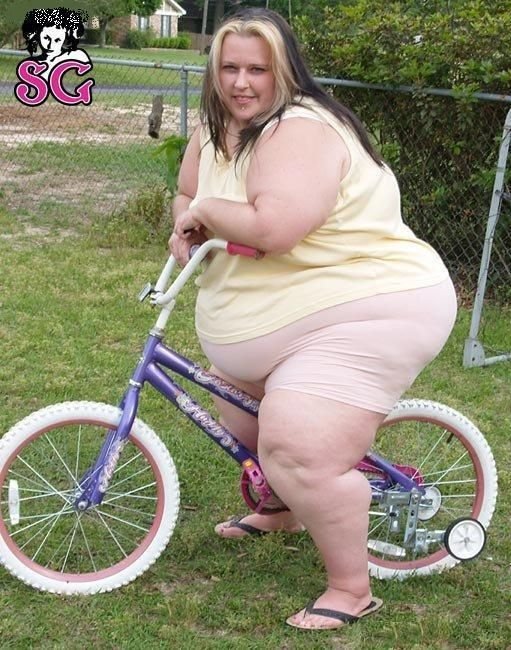 fat-girl-riding-a-bicycle.jpg