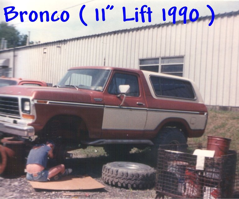 Bronco ( The Lift 90 ).jpg