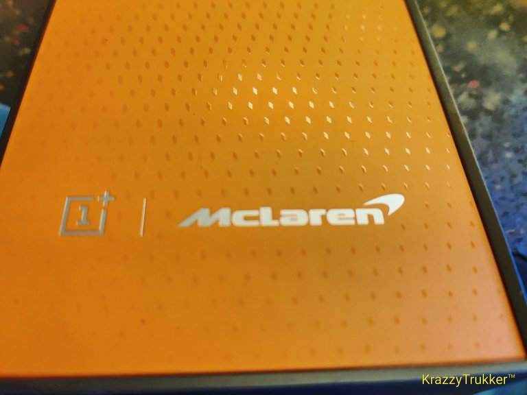 Unboxing McLaren One+7 Pro 5g (9) 2022-03-17.jpg