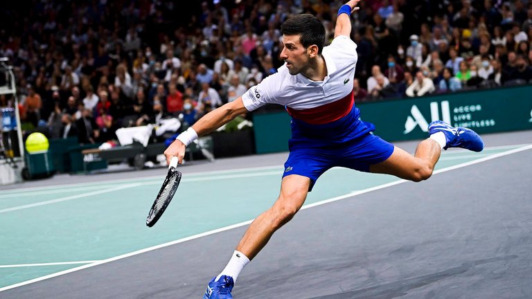 16749-djokovic-beats-hurkacz-moving-into-paris-final-surpasses-pete-sampras-for-most-year-end-no-1-finishes.jpg