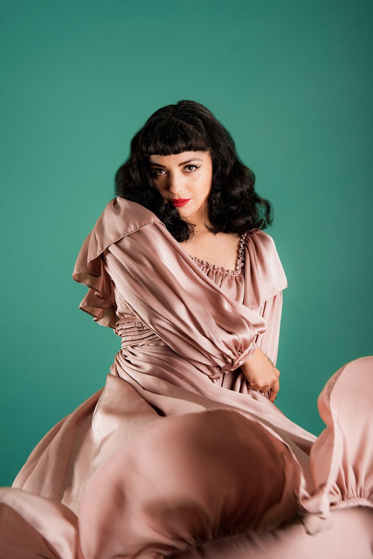 Mon-Laferte-cantante-chilena.jpg