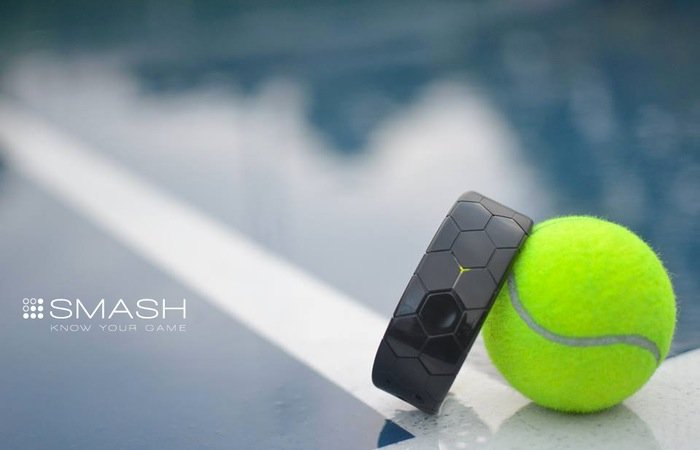Smash-Tennis-Tracker-Wristband.jpg