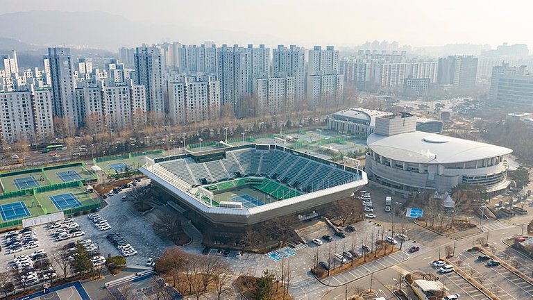 800px-Seoul_Olympic_Park_Tennis_Center_-_Olympic_Hall.jpg