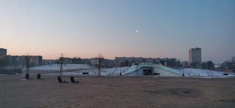 2025-02-21 06.30.05.jpg