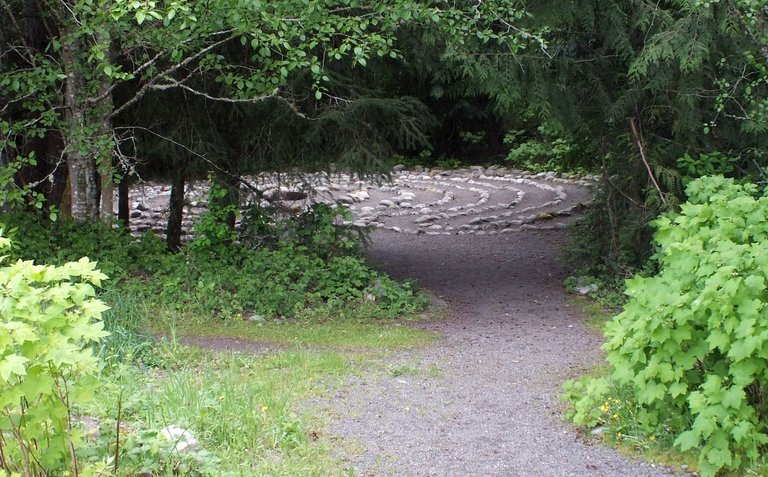 L0028-Labyrinth3.JPG