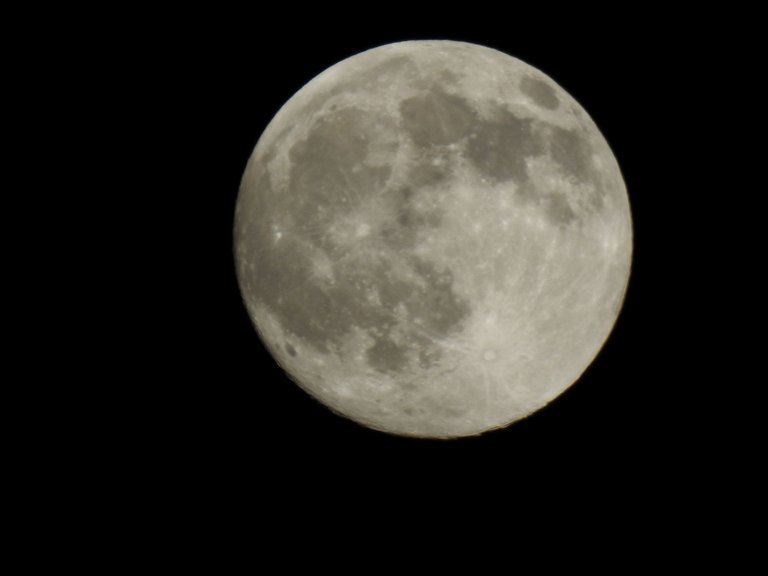 A moon photo before stacking