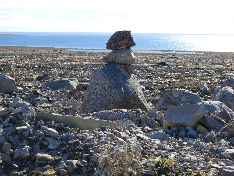 Note the soft-ball sized rock below the 2nd stone, acting as a crucial wedge held in by friction.