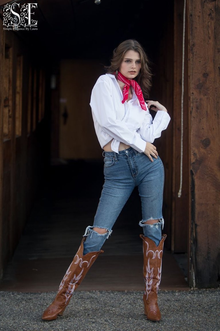 Western Kaytlin (17).jpg