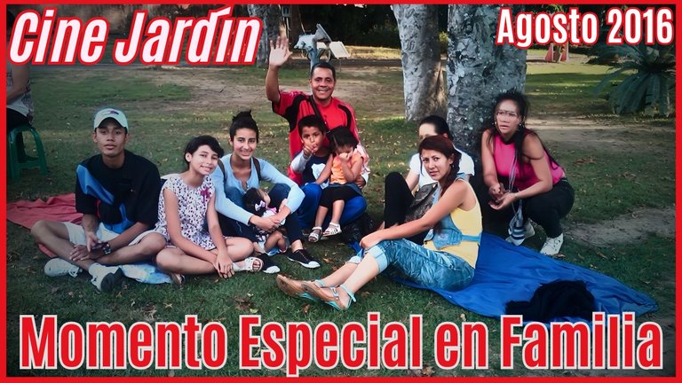 Cine Jardín_En Familia - Miniatura.jpg