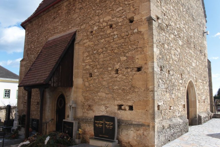 Plague chapel