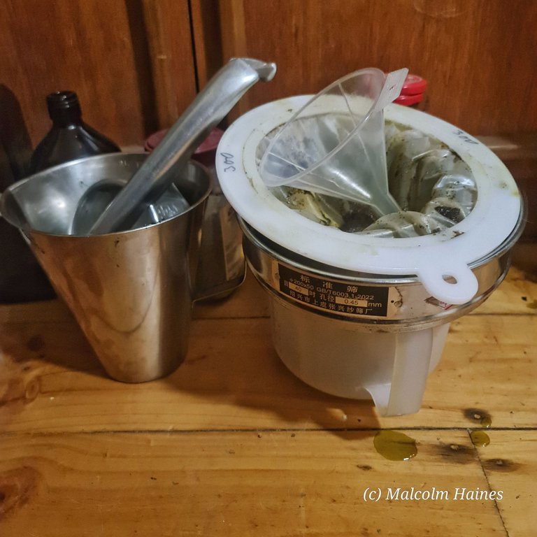 It can be a mess to clean.