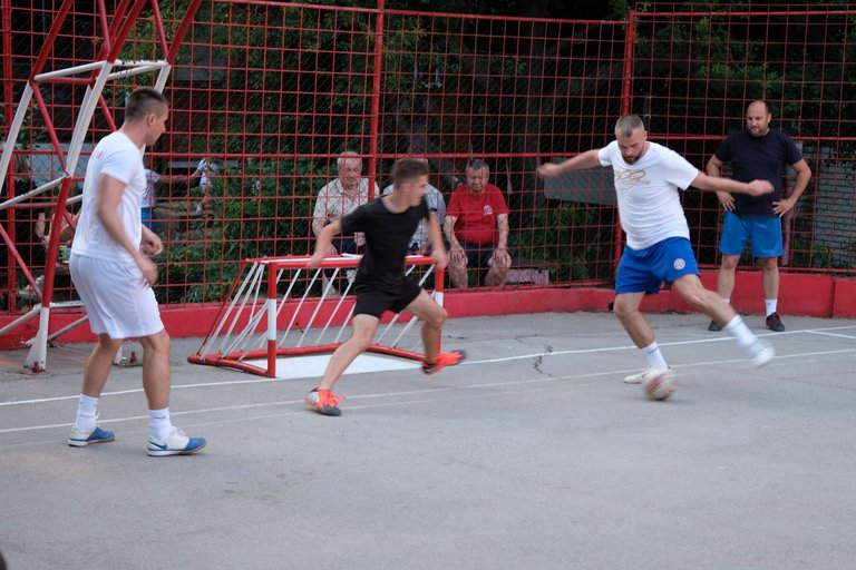 DSCF9423_cr.jpg