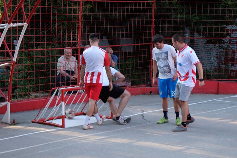 DSCF9399_cr-gol.jpg