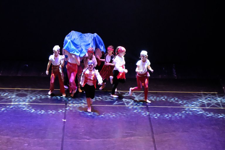 DSCF9031_cr.jpg