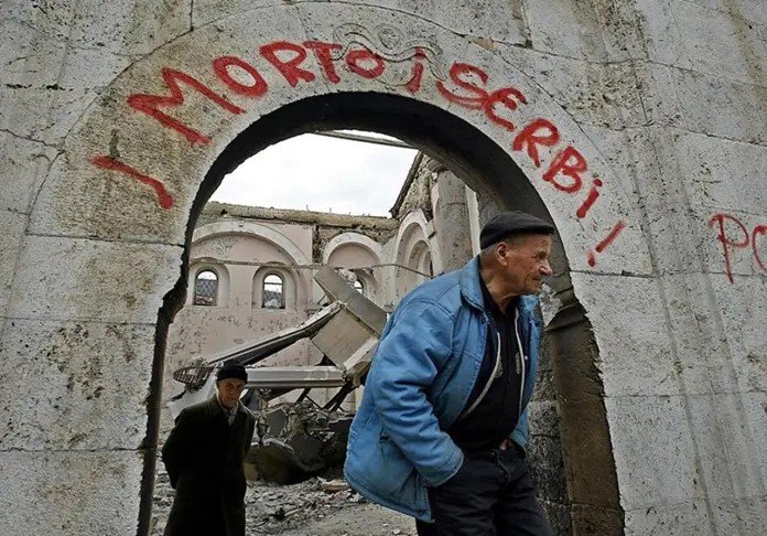 Martovski-pogrom-na-Kosovu-2004-460x0-1.jpg