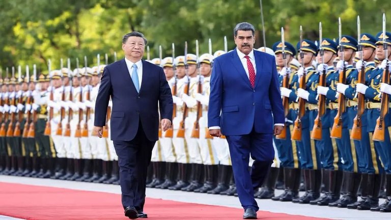 Xi-Maduro_2025-08-22_13-14-59.jpg