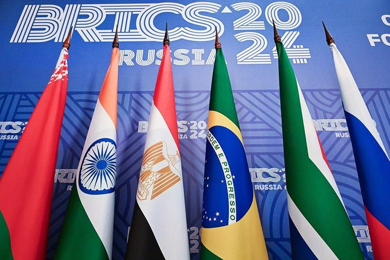 Brics_2024-10-10_19-00-14.jpg