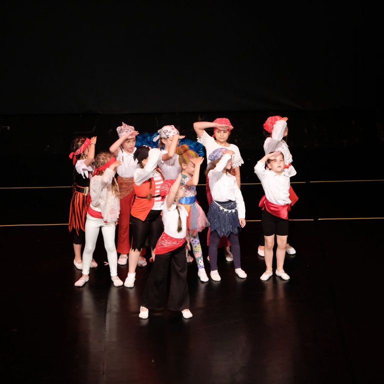 DSCF9041_cr.jpg