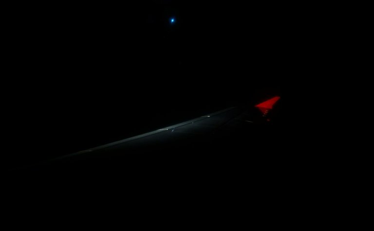 airplane wing venus and moon (2).jpg