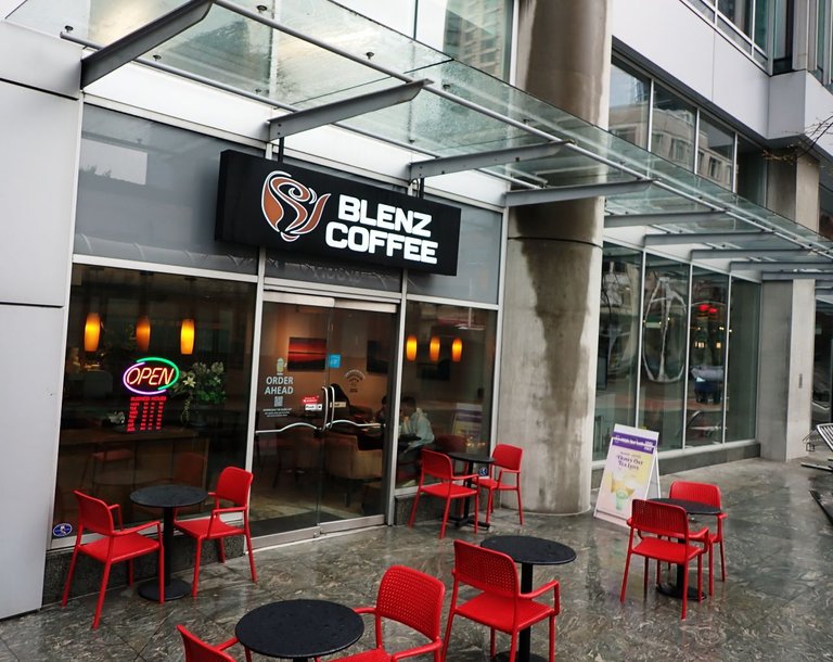 Blenz_Coffeeshop0001.jpg