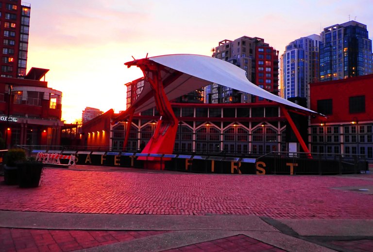 FalseCreek0004.jpg