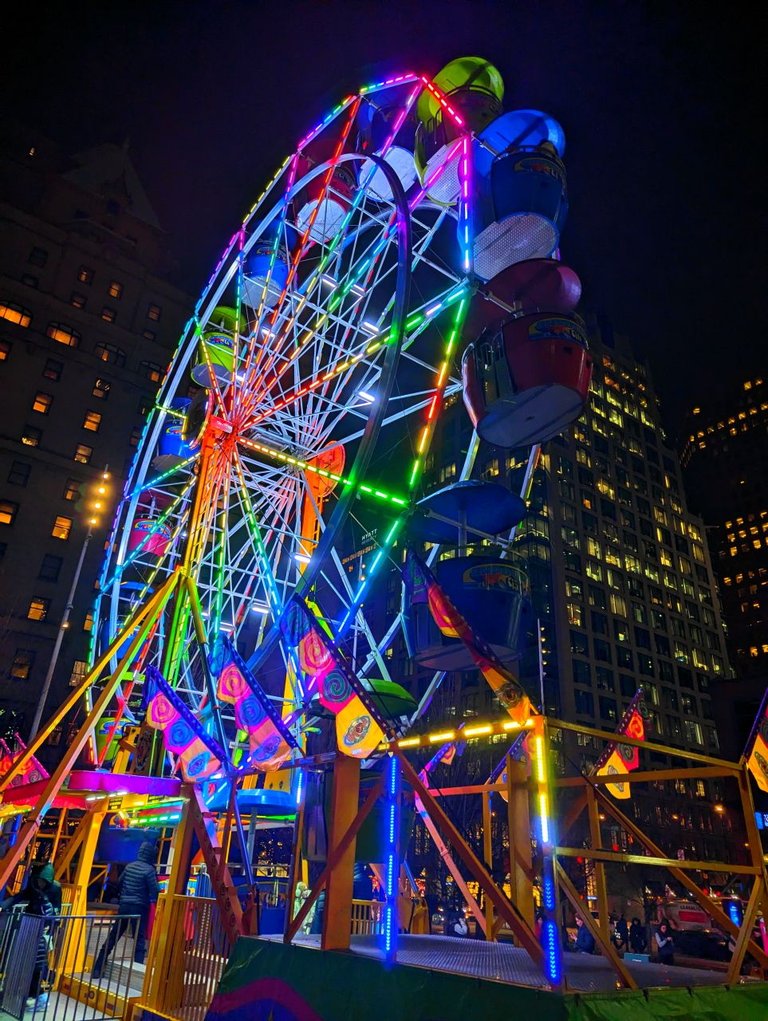 Ferris_Wheel_Van.jpg