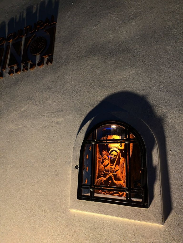 wall altar.jpg