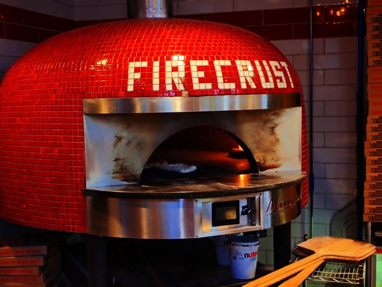 Pizza_calzone0005.jpg