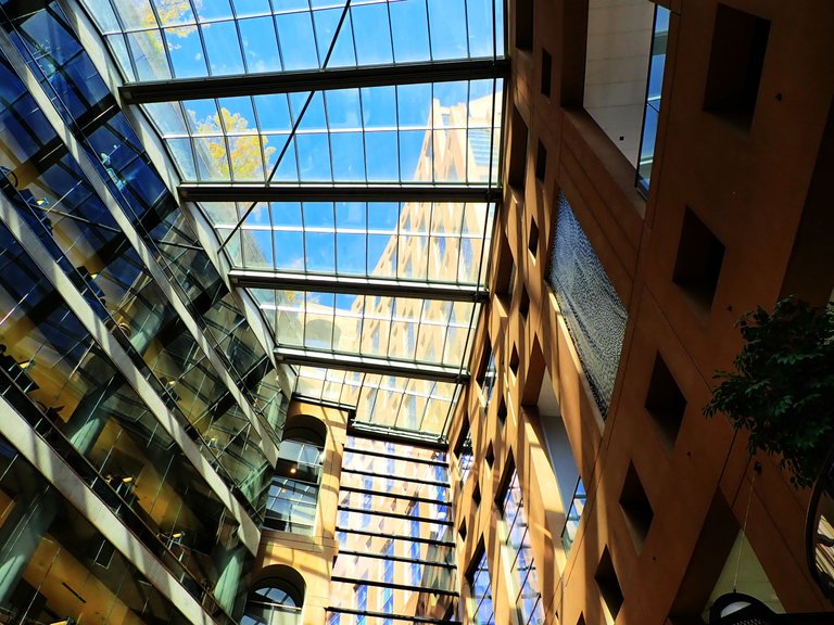 LibrarySquare0006.jpg