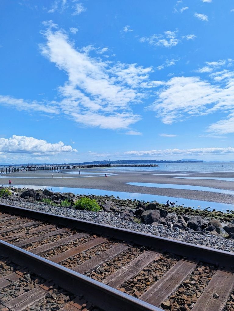 WR Longest Pier01.jpg