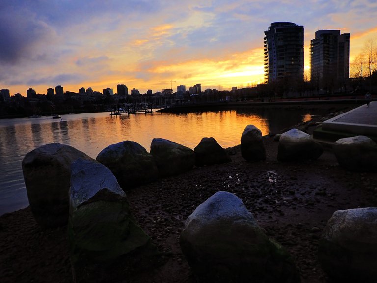 FalseCreek0006.jpg