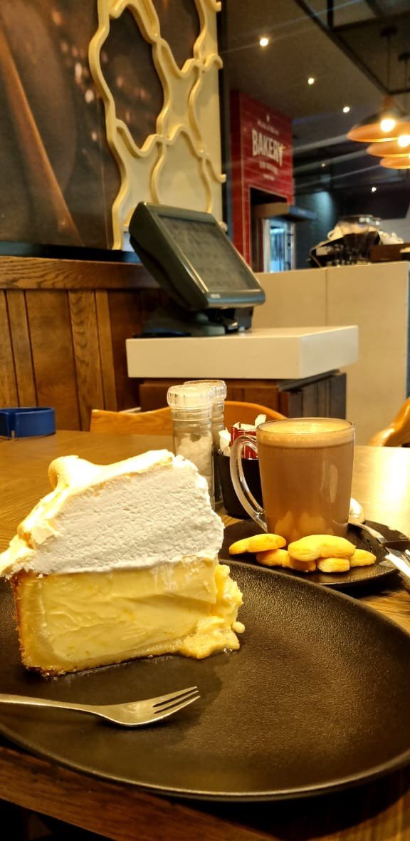 Lemon meringue BG.jpg
