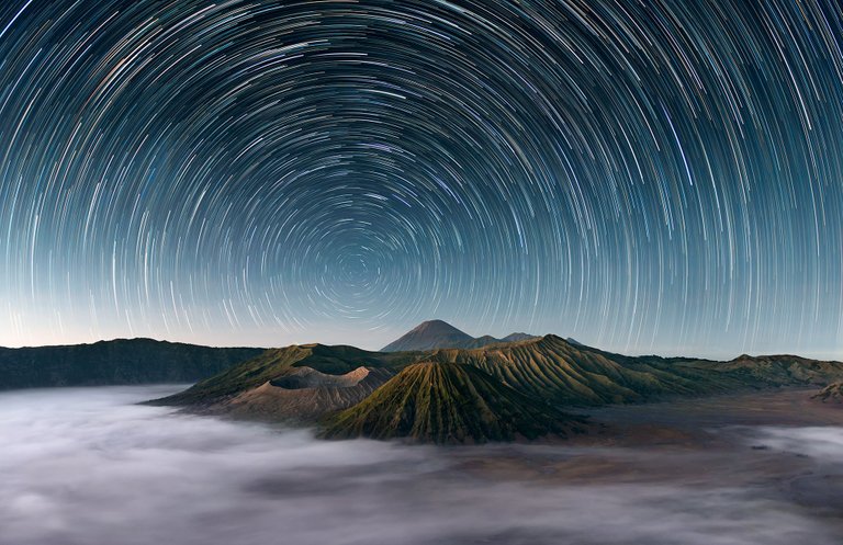 Elia-Locardi-Sleeping-Giants-Mt-Bromo-Indonesia-2048-WM-sRBG.jpg