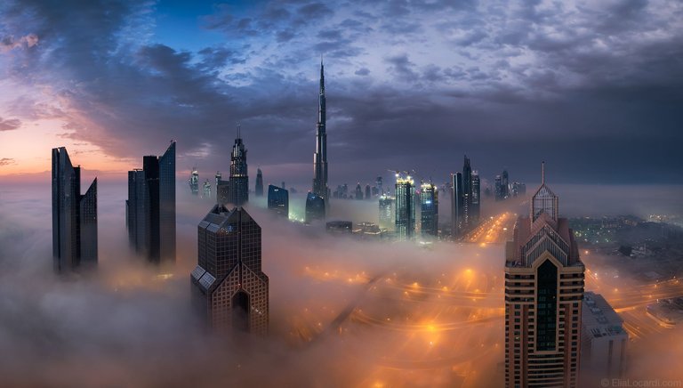 Elia-Locardi-Travel-Photography-Tempest-Dubai-Cropped-2-FB-Size-2048-WM.jpg