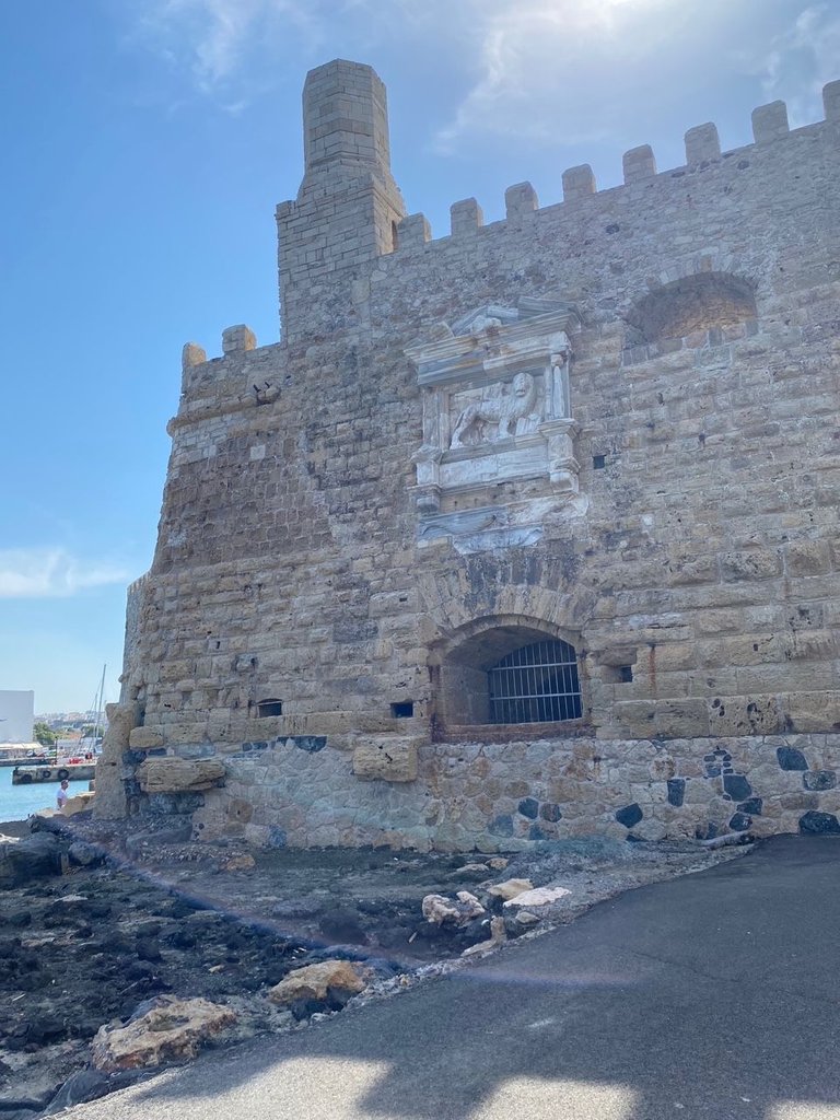 This is the view of the castle from the side that face the sea. Also as you can see there is a cool lion sculpted onto the castle.