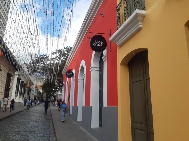 Plaza el Venezolano  Un café  con Historia y Cultura foto 7.jpg