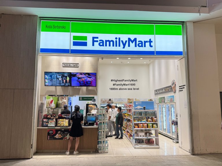 Family Mart