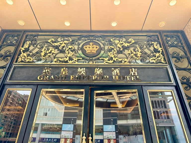 Grand Emperor Hotel