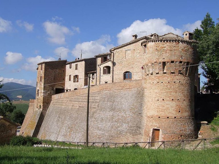 castello_loretello_06.jpg